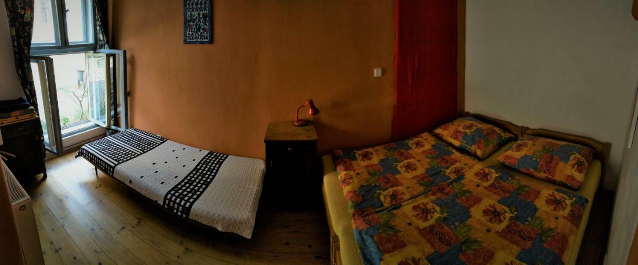 Lazy River Hostel Loket Bagian luar foto