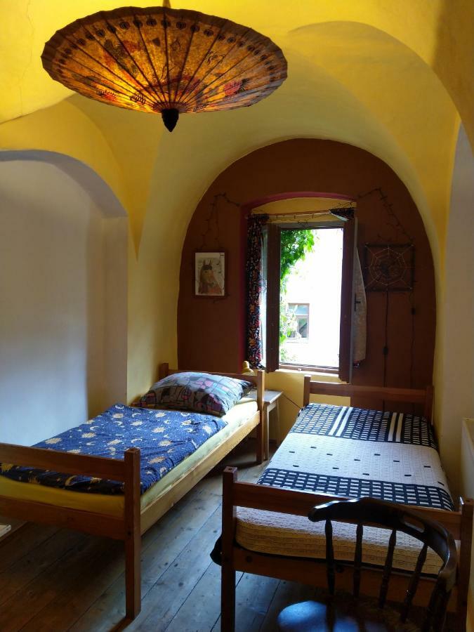 Lazy River Hostel Loket Bagian luar foto